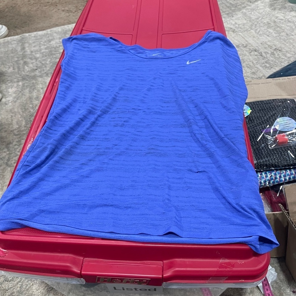 NIKE PURPLE ,  SMALL , SHort SLEEVES Dri-FIT Tank Top - Picture 2 of 7